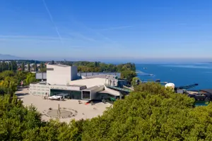 © KoenigsFreunde Festspielhaus Bregenz aus der Vogelperspektive © KoenigsFreunde